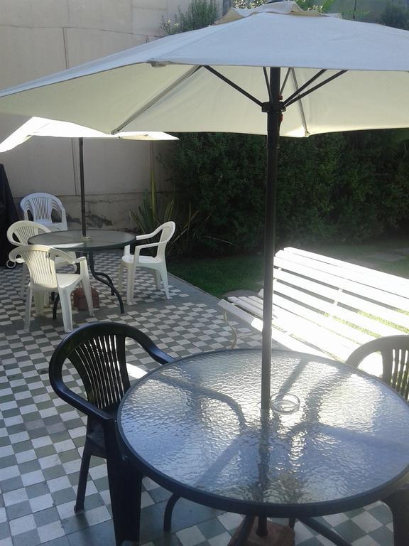 Hostal Americano Santiago Exterior photo